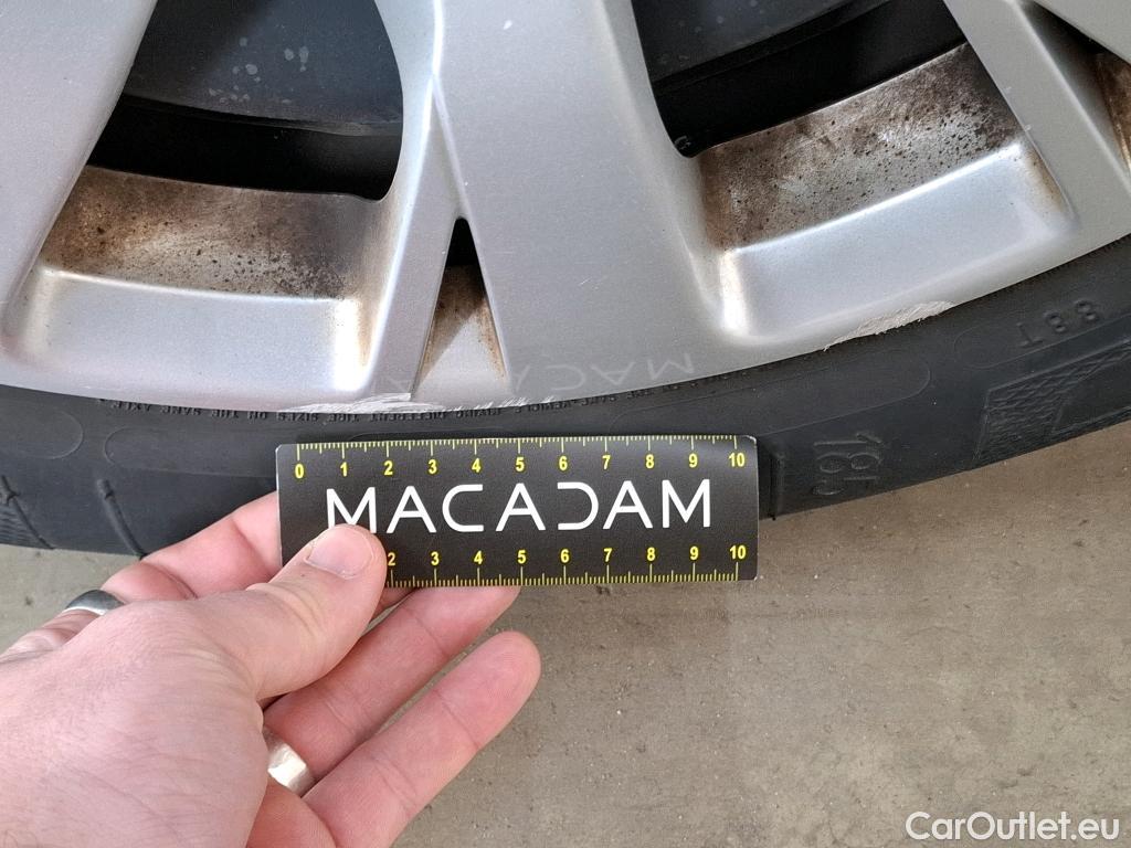  Peugeot  208  Affaire Premium Pack 1.5 HDi 100CV BVM6 E6dT #26