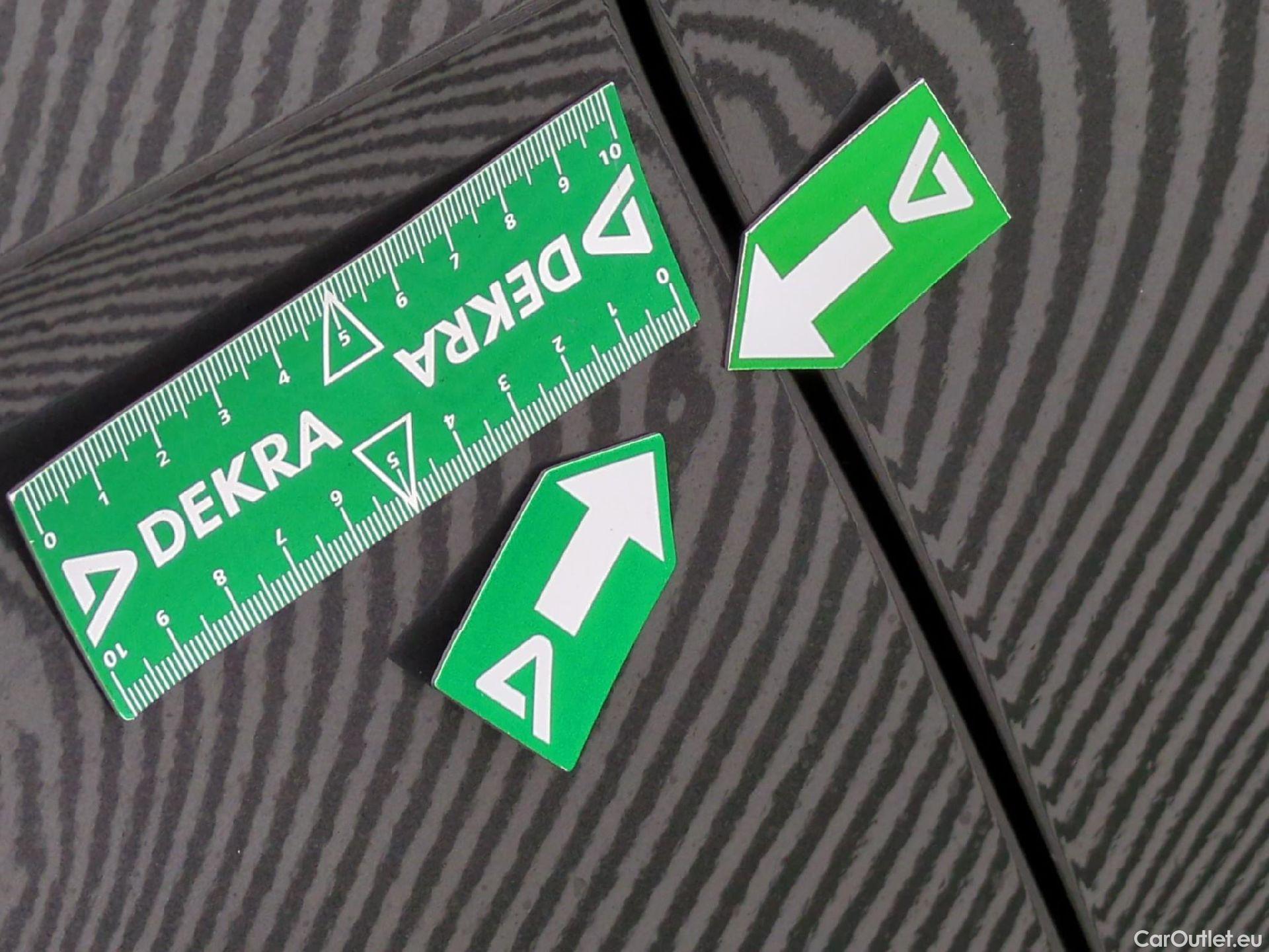  Peugeot  5008  Allure Pack 1.5 HDi 130CV BVA8 7 Sieges E6d #36