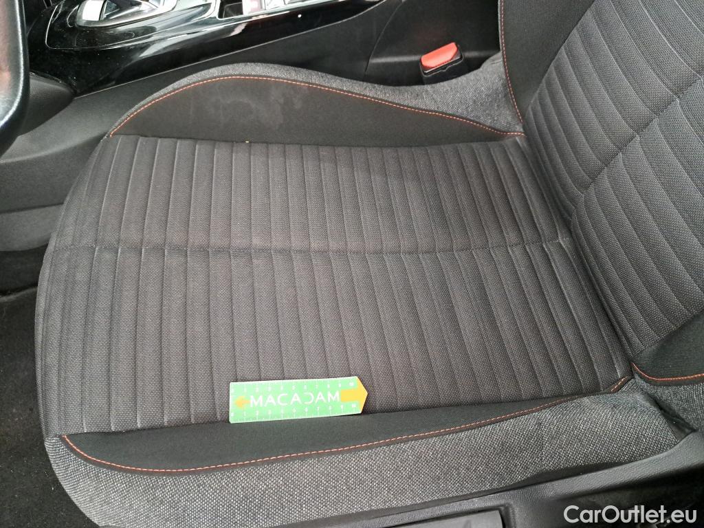  Peugeot  2008  Active Business 1.2 PureTech 130CV BVA8 E6d #24