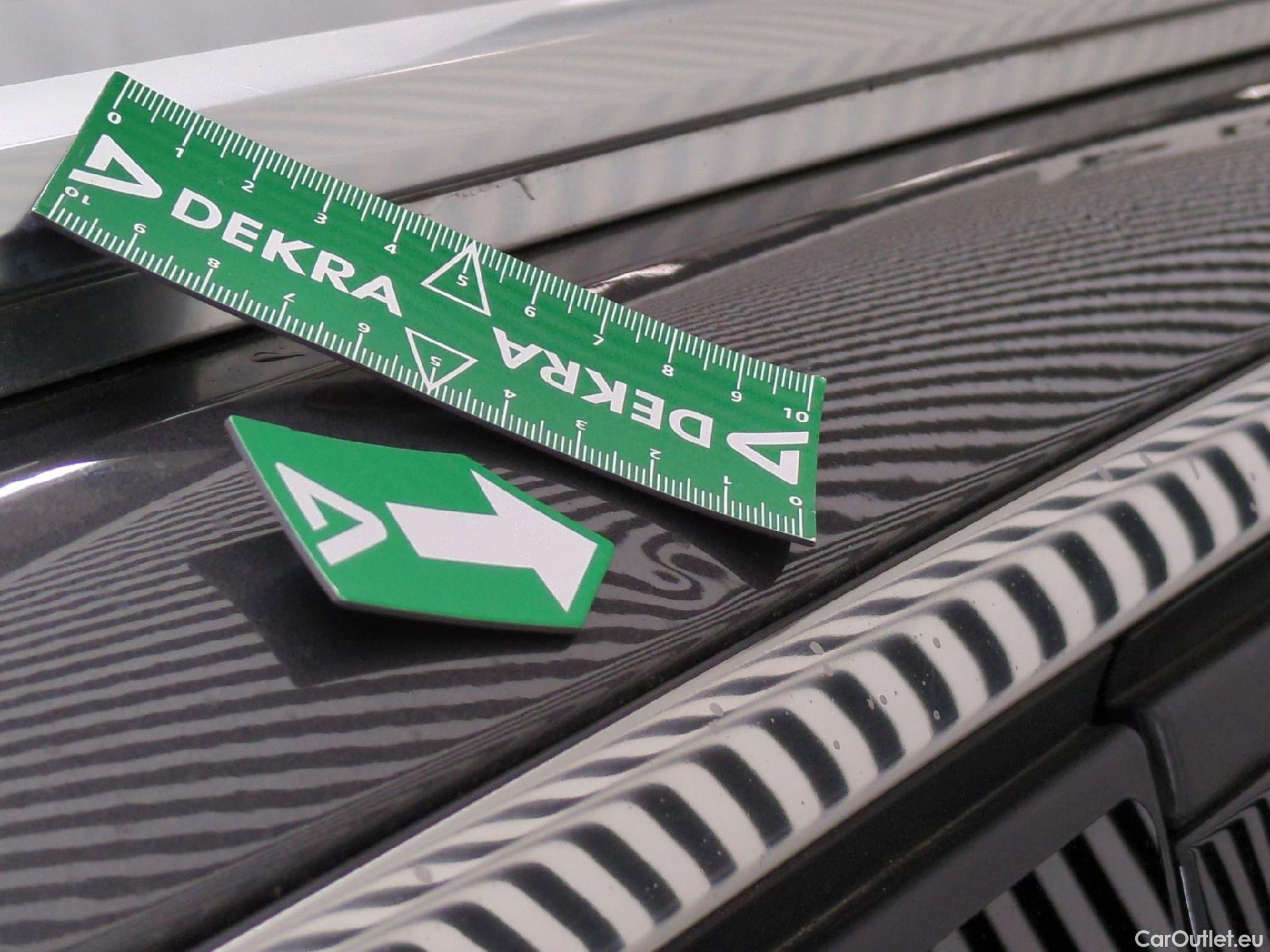  Peugeot  5008  Allure Pack 1.5 HDi 130CV BVA8 7 Sieges E6d #39