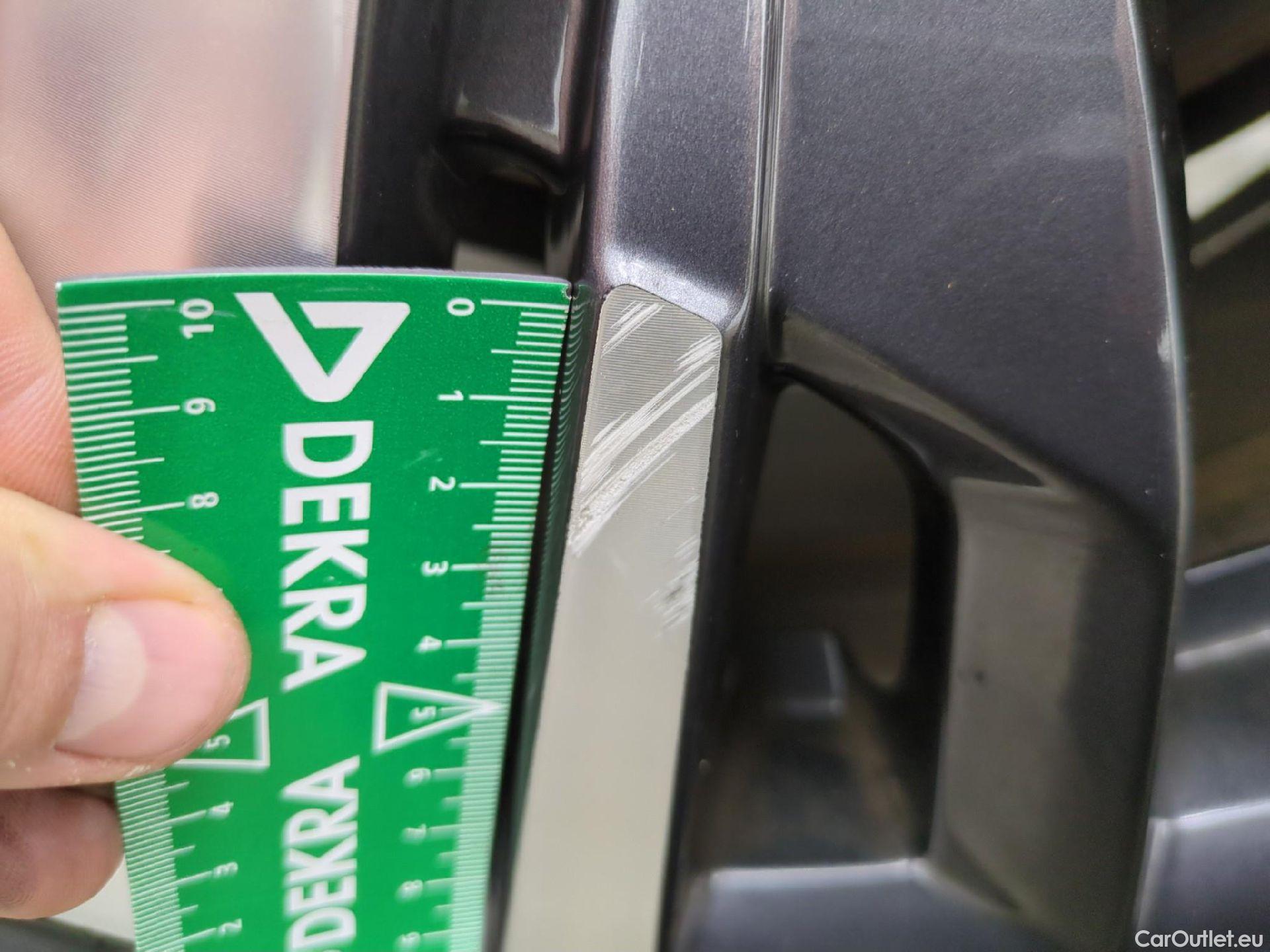  Peugeot  5008  Allure Pack 1.5 HDi 130CV BVA8 7 Sieges E6d #31