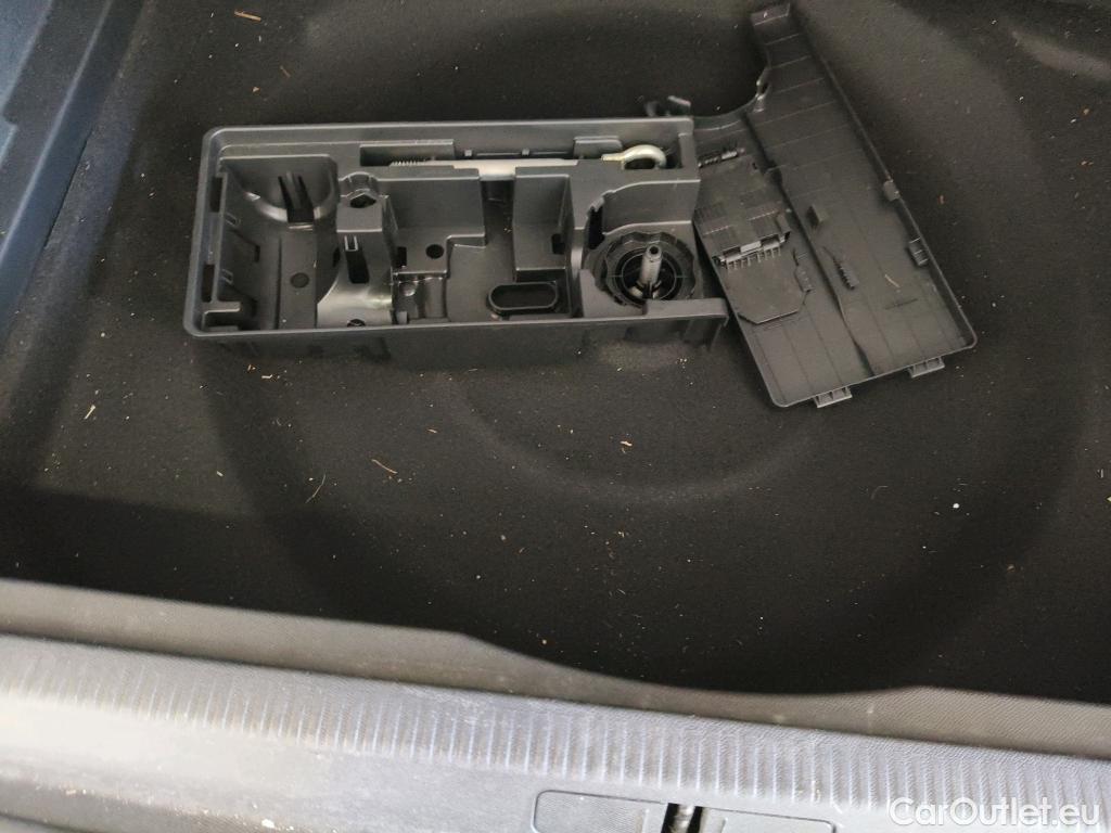  Peugeot  3008  Active Business 1.5 HDi 130CV BVA8 E6d #13