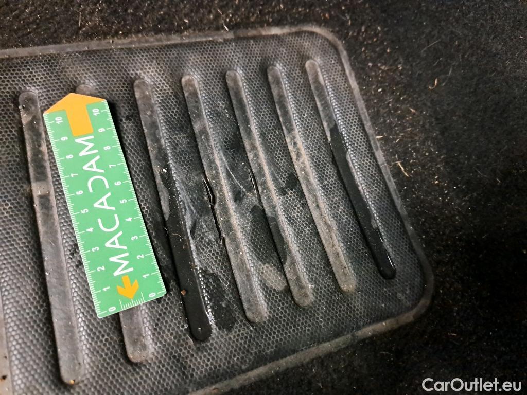  Citroen  C3 CITROEN  5p Berline PureTech 82 S&S BVM Feel Business #2