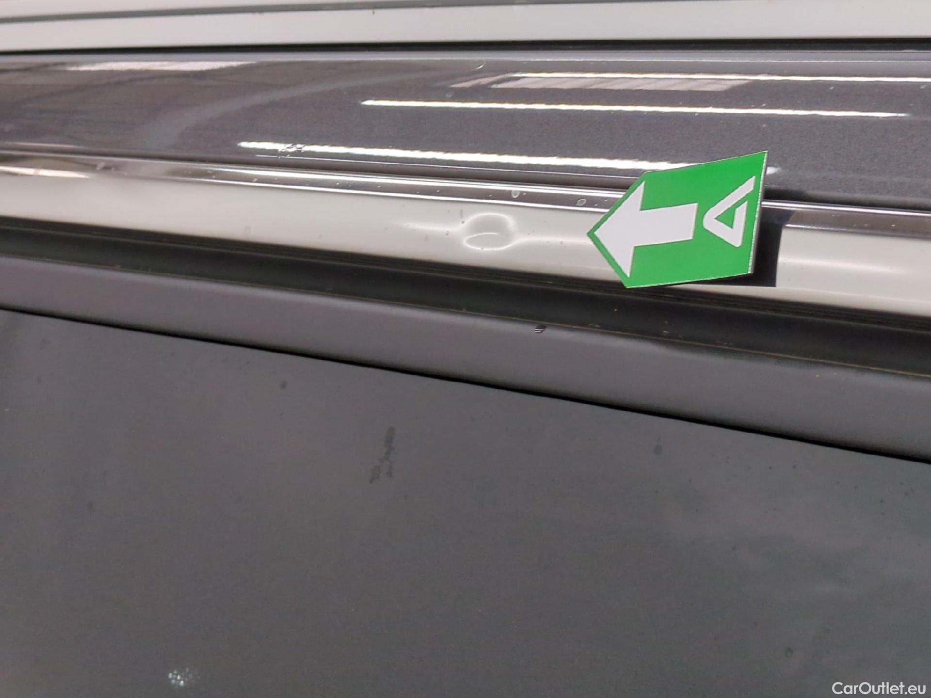  Peugeot  5008  Allure Pack 1.5 HDi 130CV BVA8 7 Sieges E6d #7