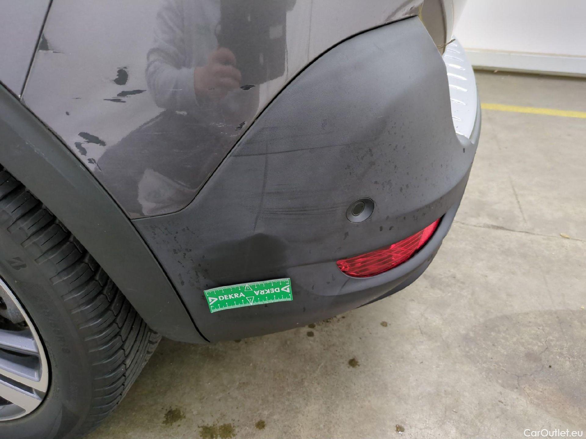  Peugeot  5008  Allure Pack 1.5 HDi 130CV BVA8 7 Sieges E6d #69