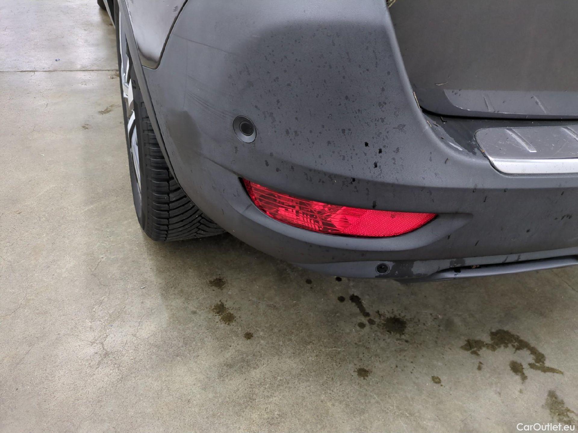  Peugeot  5008  Allure Pack 1.5 HDi 130CV BVA8 7 Sieges E6d #71