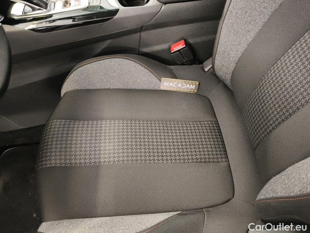  Peugeot  3008  Active Business 1.5 HDi 130CV BVA8 E6d #15