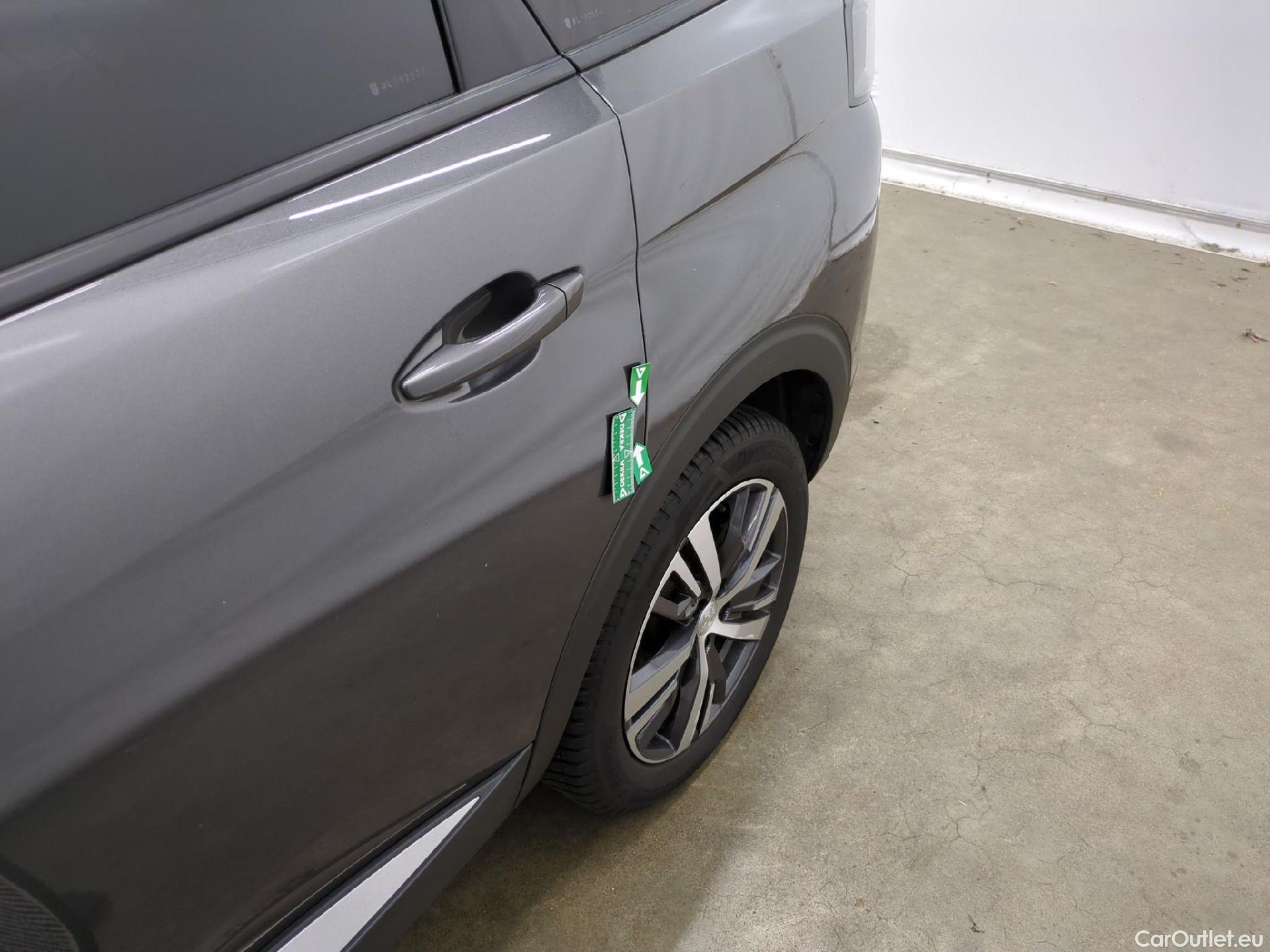  Peugeot  5008  Allure Pack 1.5 HDi 130CV BVA8 7 Sieges E6d #60