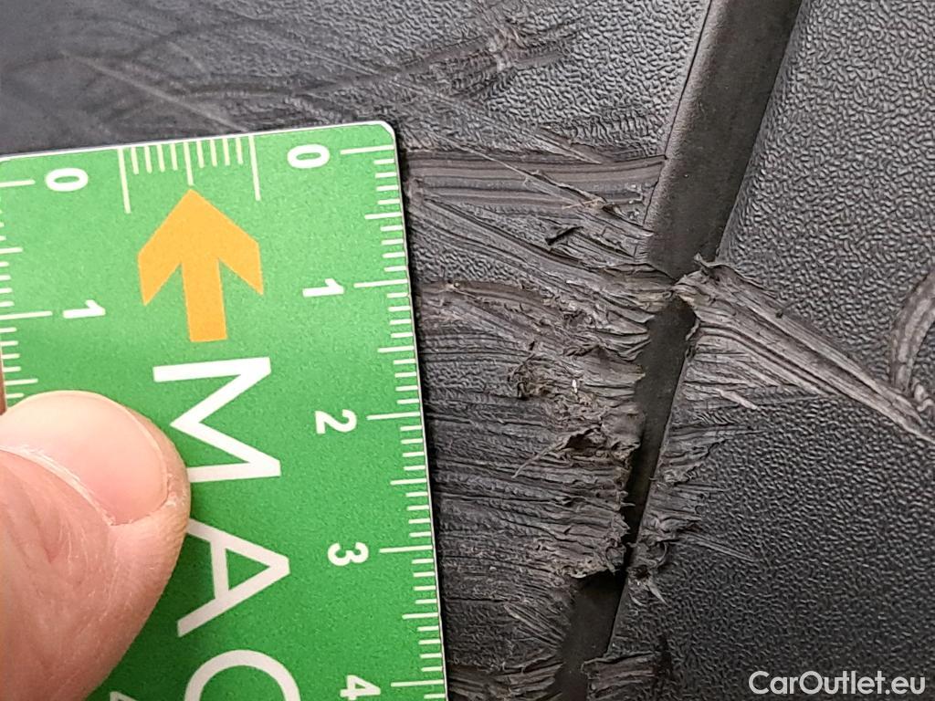  Peugeot  2008  Active Business 1.2 PureTech 130CV BVA8 E6d #3