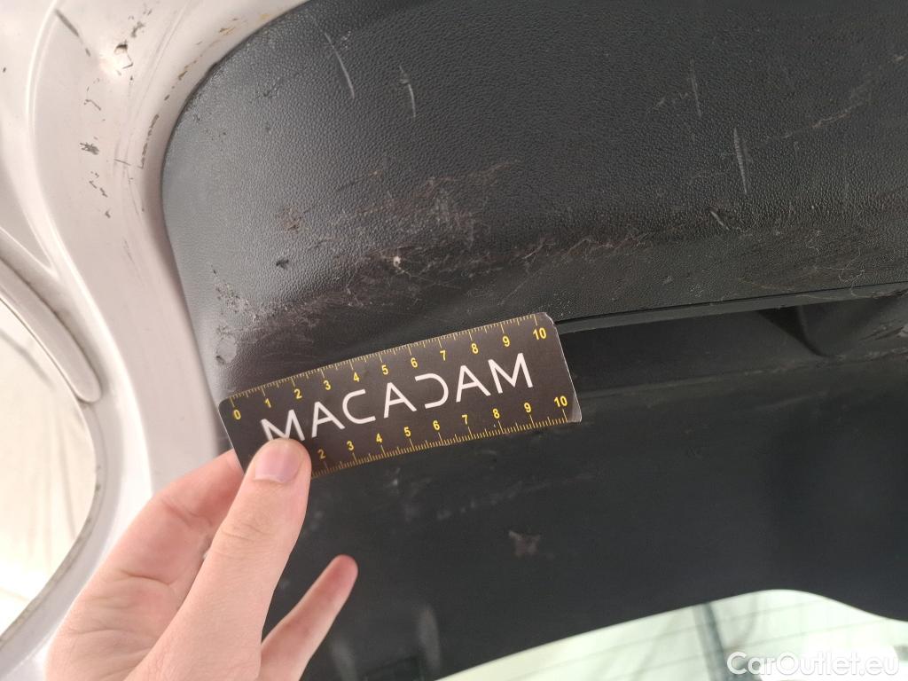  Citroen  C3  Société Feel Business R 1.5 BlueHDI 100CV BVM5 E6dT #12