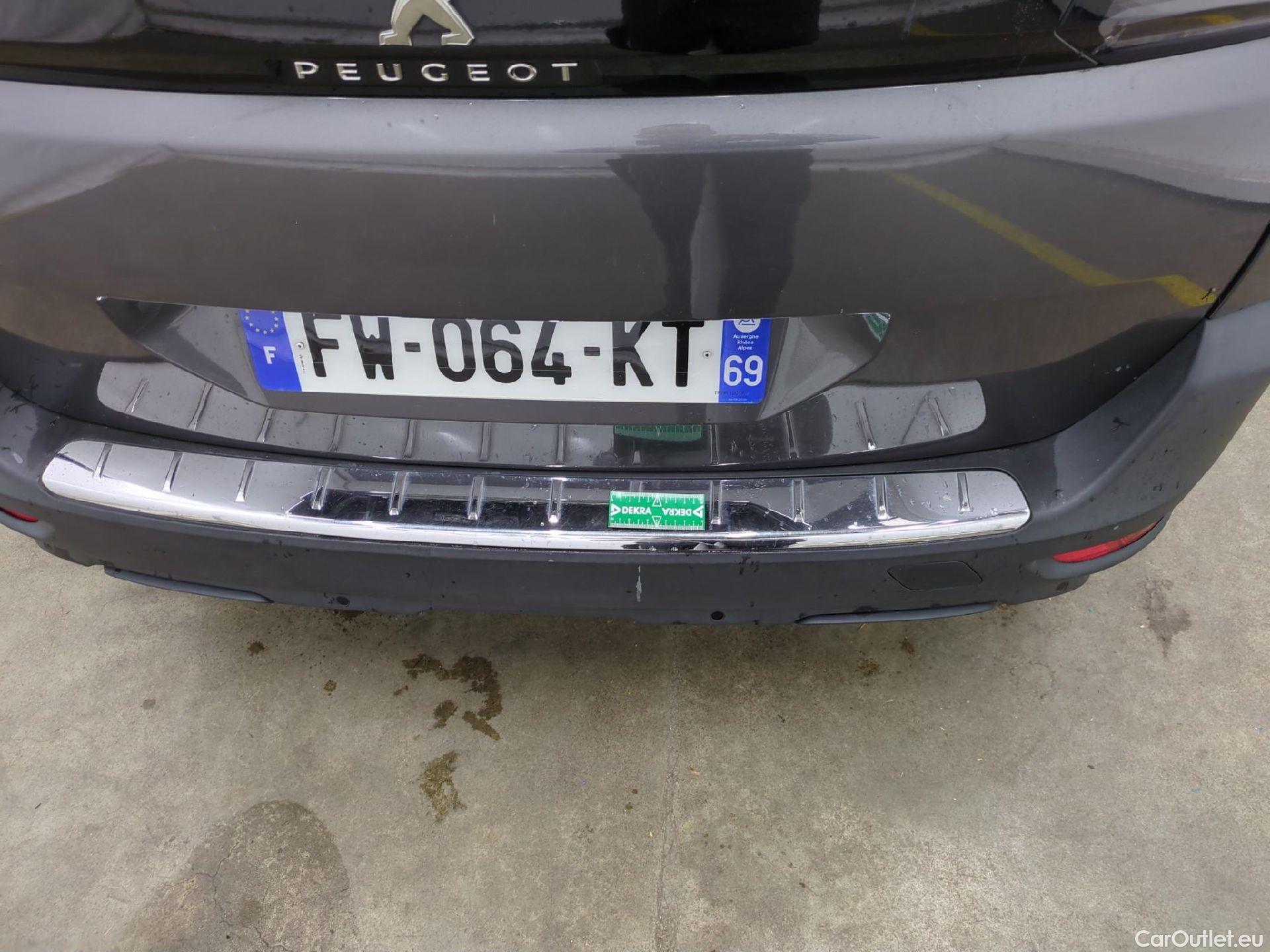  Peugeot  5008  Allure Pack 1.5 HDi 130CV BVA8 7 Sieges E6d #72