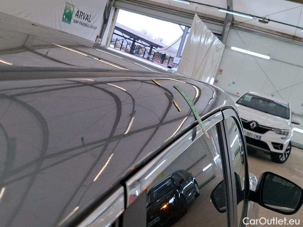  Nissan  Qashqai NISSAN  / 2017 / 5P / Crossover 1.5 DCI 115 Business Edition #33