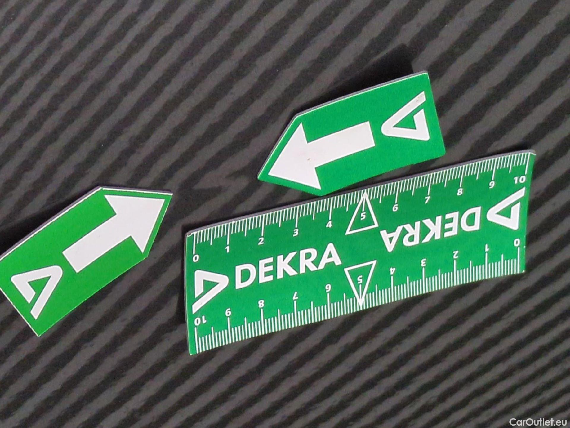  Peugeot  5008  Allure Pack 1.5 HDi 130CV BVA8 7 Sieges E6d #51