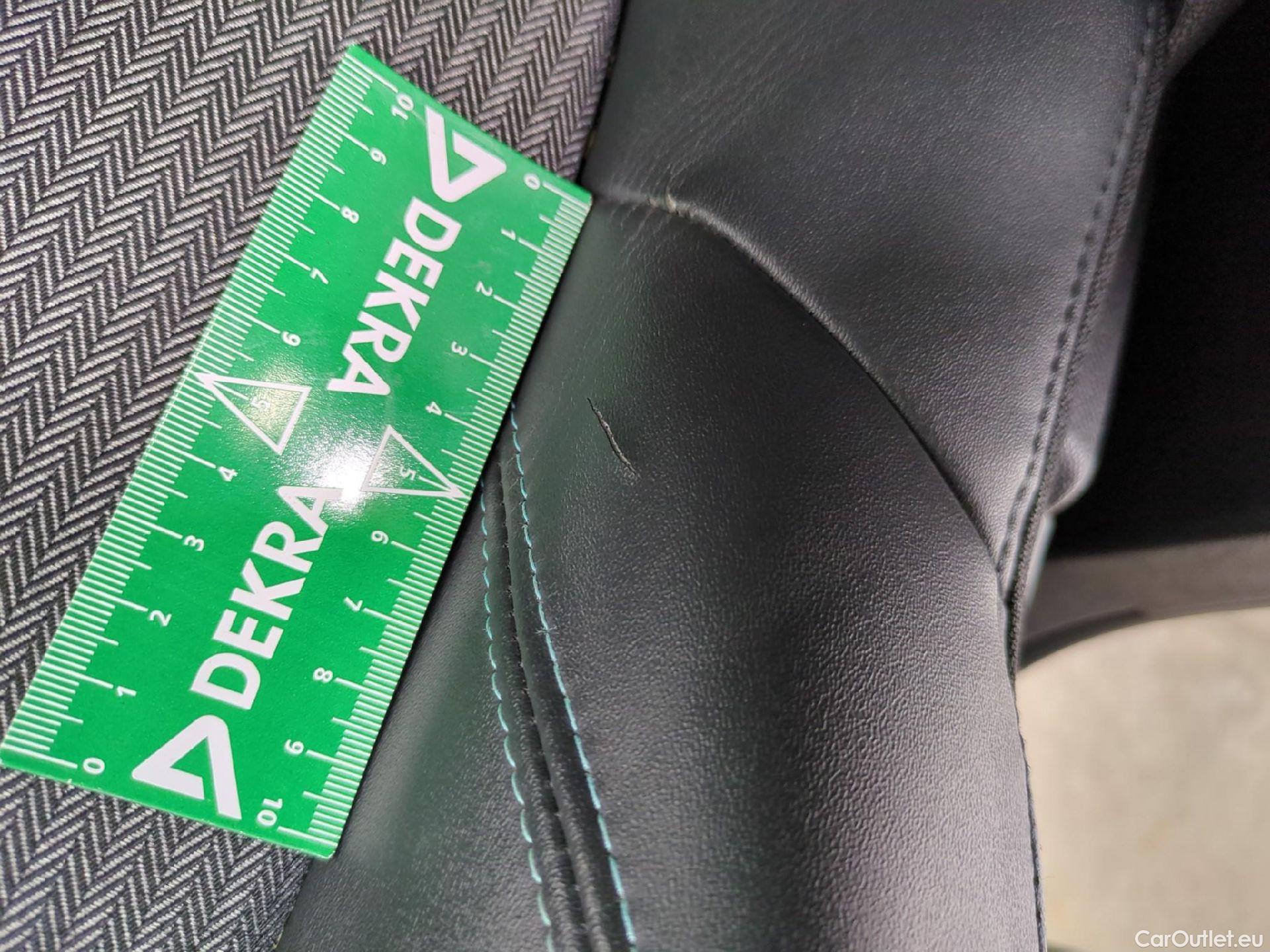  Peugeot  5008  Allure Pack 1.5 HDi 130CV BVA8 7 Sieges E6d #13