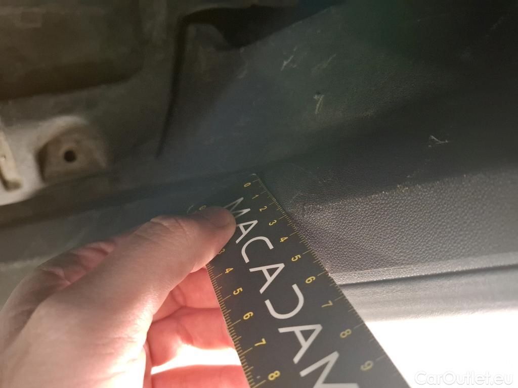  Citroen  C3  Société Feel Business R 1.5 BlueHDI 100CV BVM5 E6dT #31