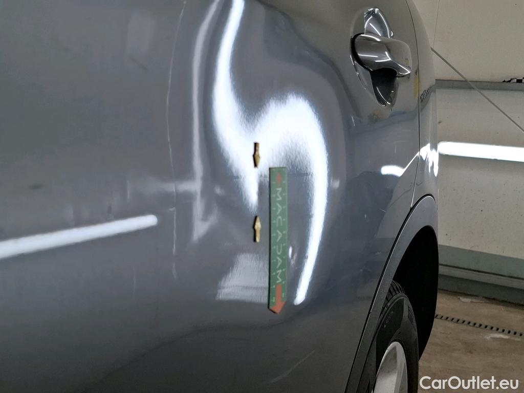  Nissan  Qashqai NISSAN  / 2017 / 5P / Crossover 1.5 DCI 115 Business Edition #38