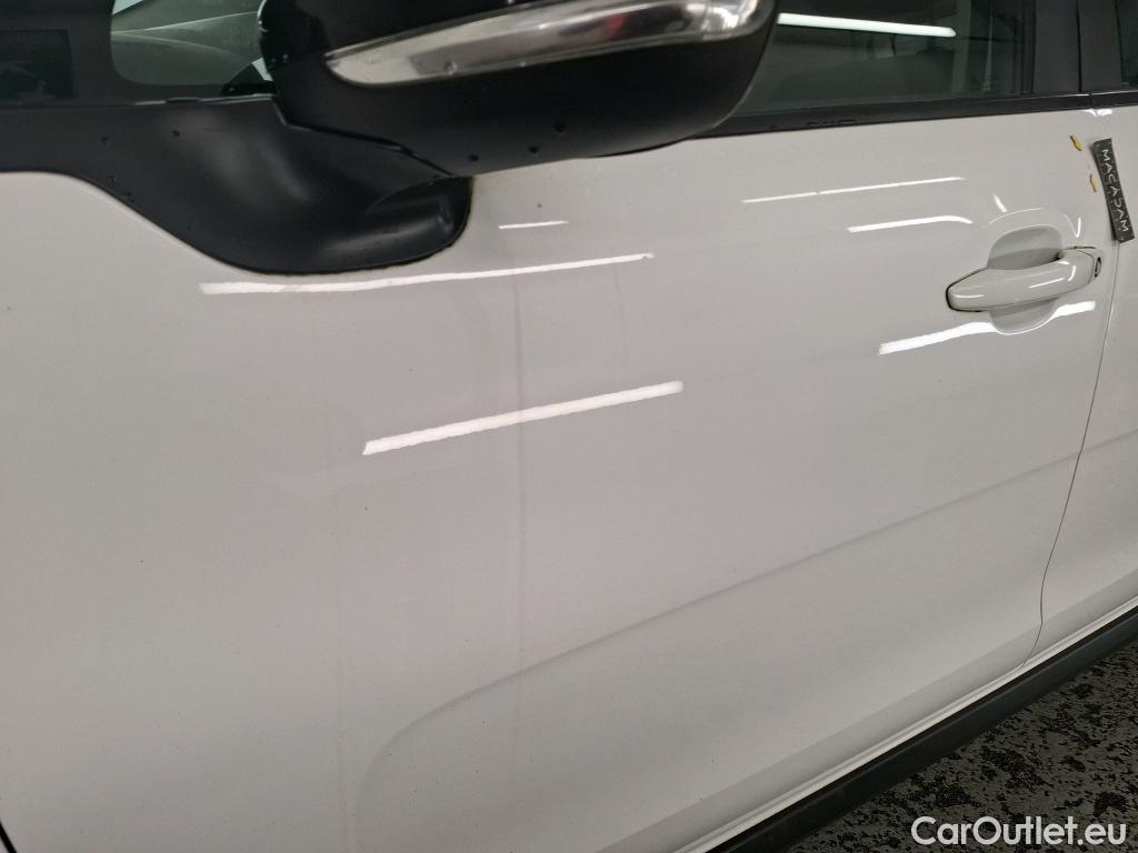  Citroen  C3  Société Feel Business R 1.5 BlueHDI 100CV BVM5 E6dT #36