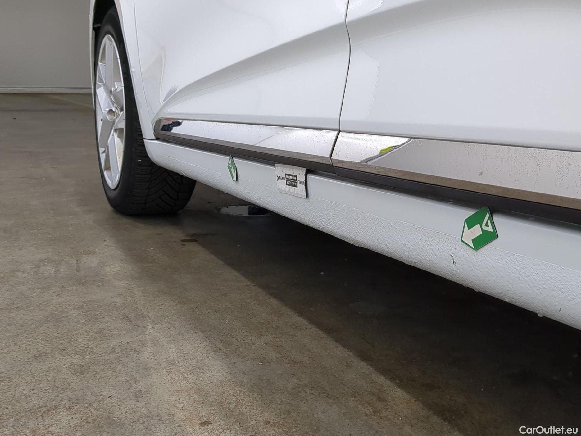  Renault  Clio  V Business 1.0 TCe 90CV BVM6 E6d #17