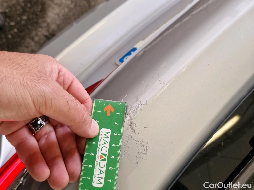  Bmw  Serie 1 BMW Série 1 / 2019 / 5P / Berline 1.5 116D DKG7 Luxury #7