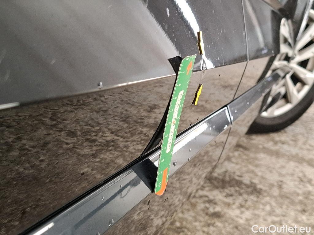  Audi  Q3 AUDI  Sportback / 2018 / 5P / SUV 35 TDI 150 S TRONIC Advanced(SL) #6