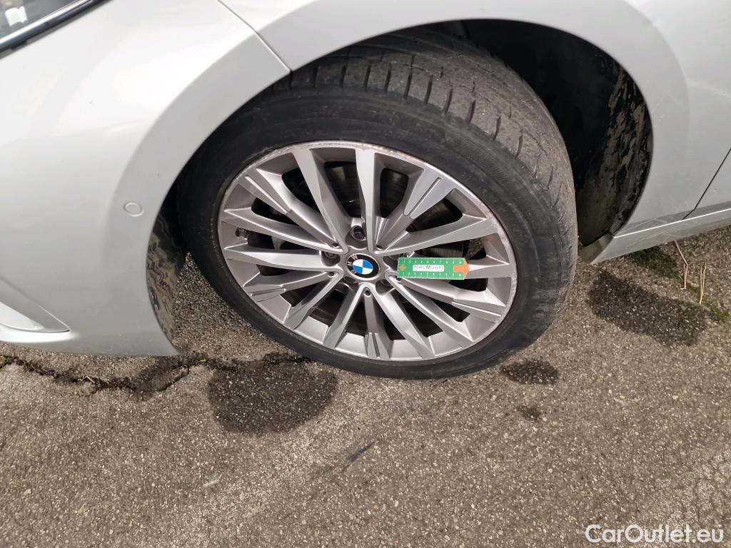  Bmw  Serie 1 BMW Série 1 / 2019 / 5P / Berline 1.5 116D DKG7 Luxury #24