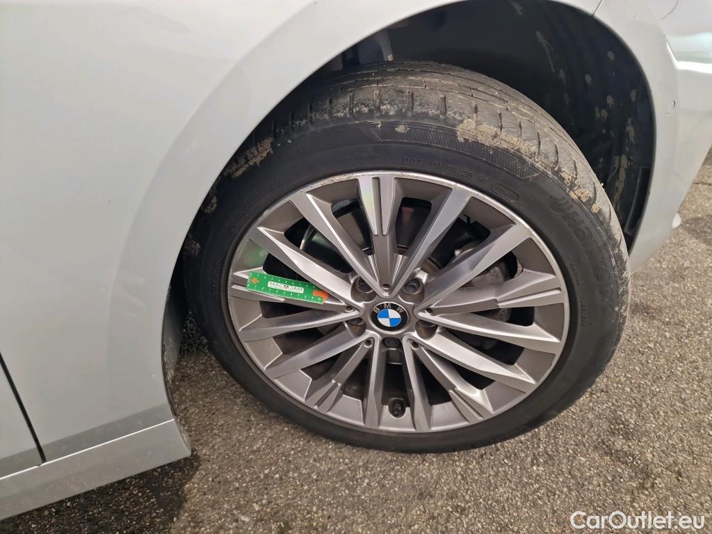  Bmw  Serie 1 BMW Série 1 / 2019 / 5P / Berline 1.5 116D DKG7 Luxury #30