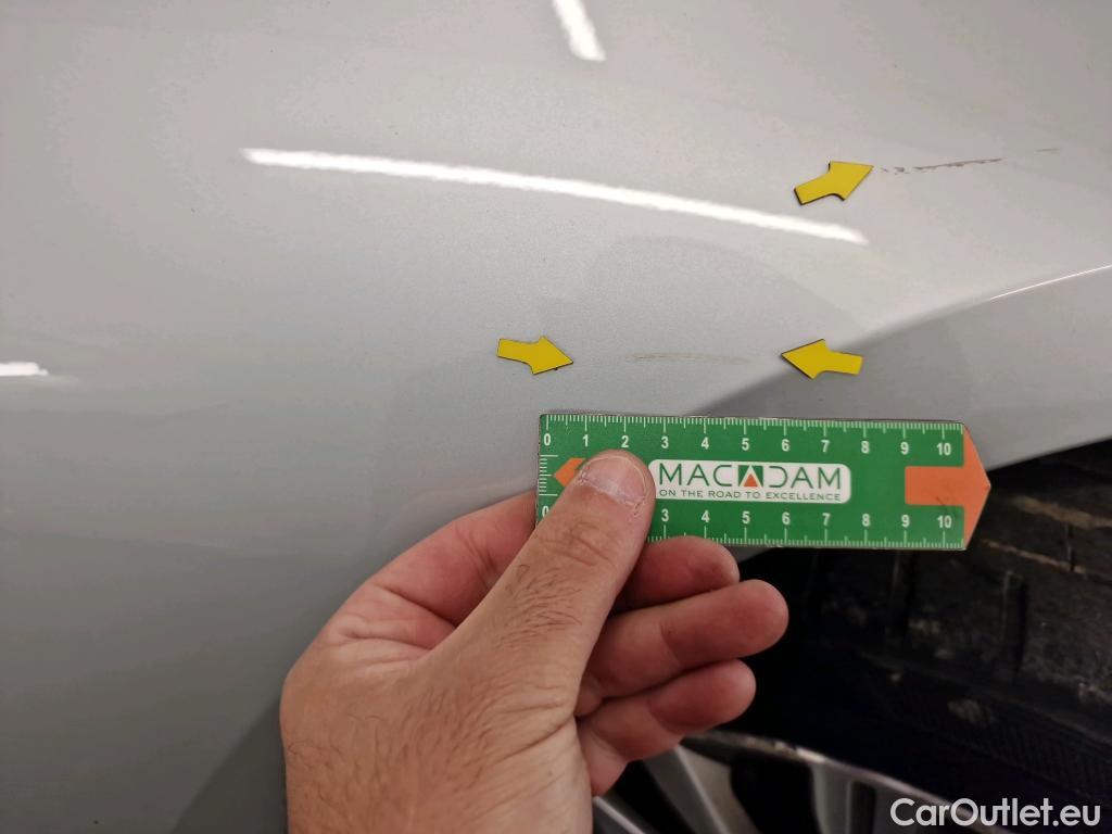  Bmw  Serie 1 BMW Série 1 / 2019 / 5P / Berline 1.5 116D DKG7 Luxury #54