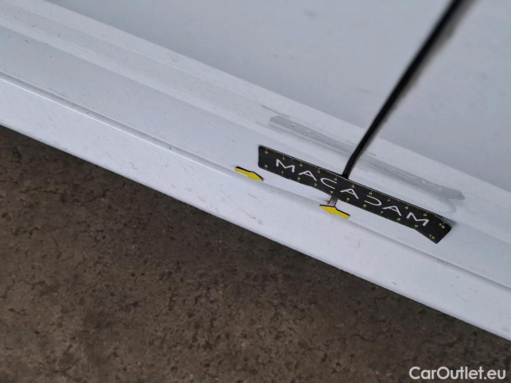  Peugeot  208  Active Pack 1.5 HDi 100CV BVM6 E6d #37