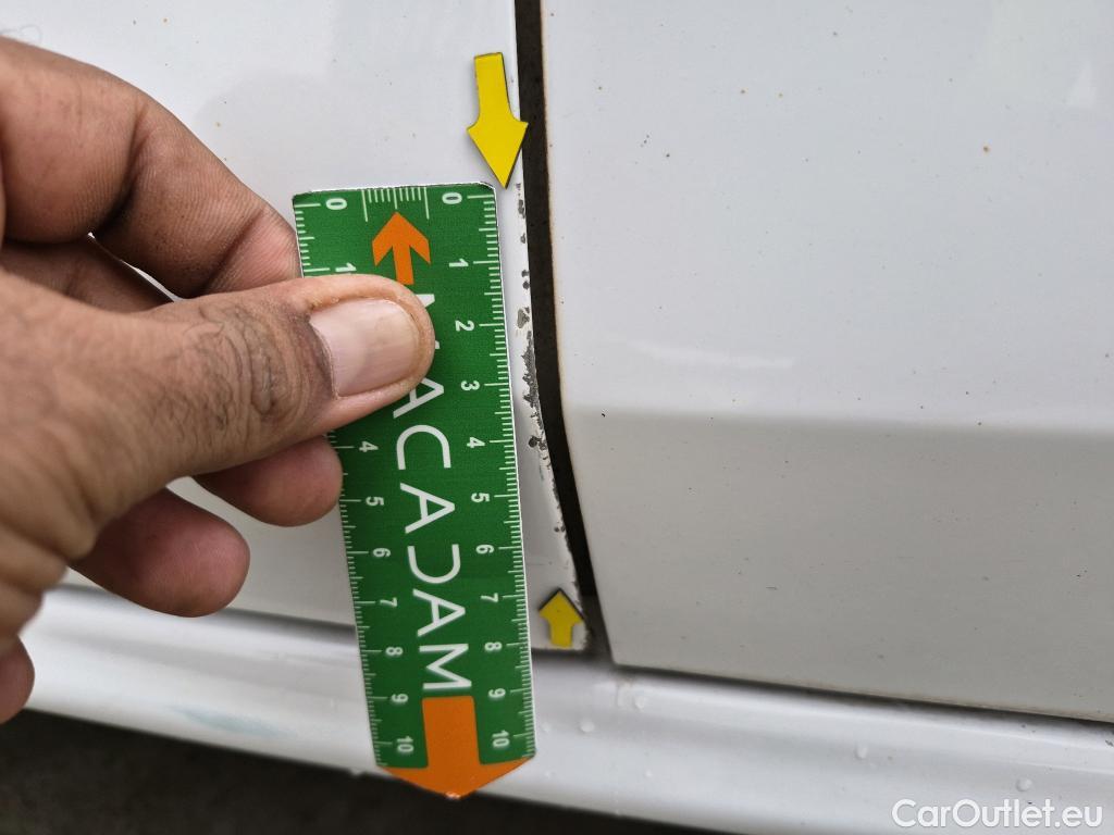  Peugeot  208  Affaire Premium Pack 1.6 HDi 100CV BVM5 E6 #34