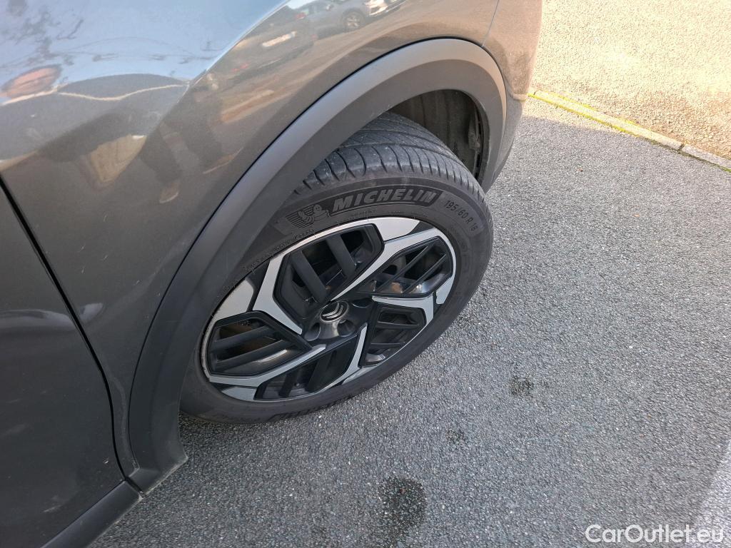  Citroen  C4  Berline Feel Pack 1.2 PureTech 130CV BVM6 E6d #17