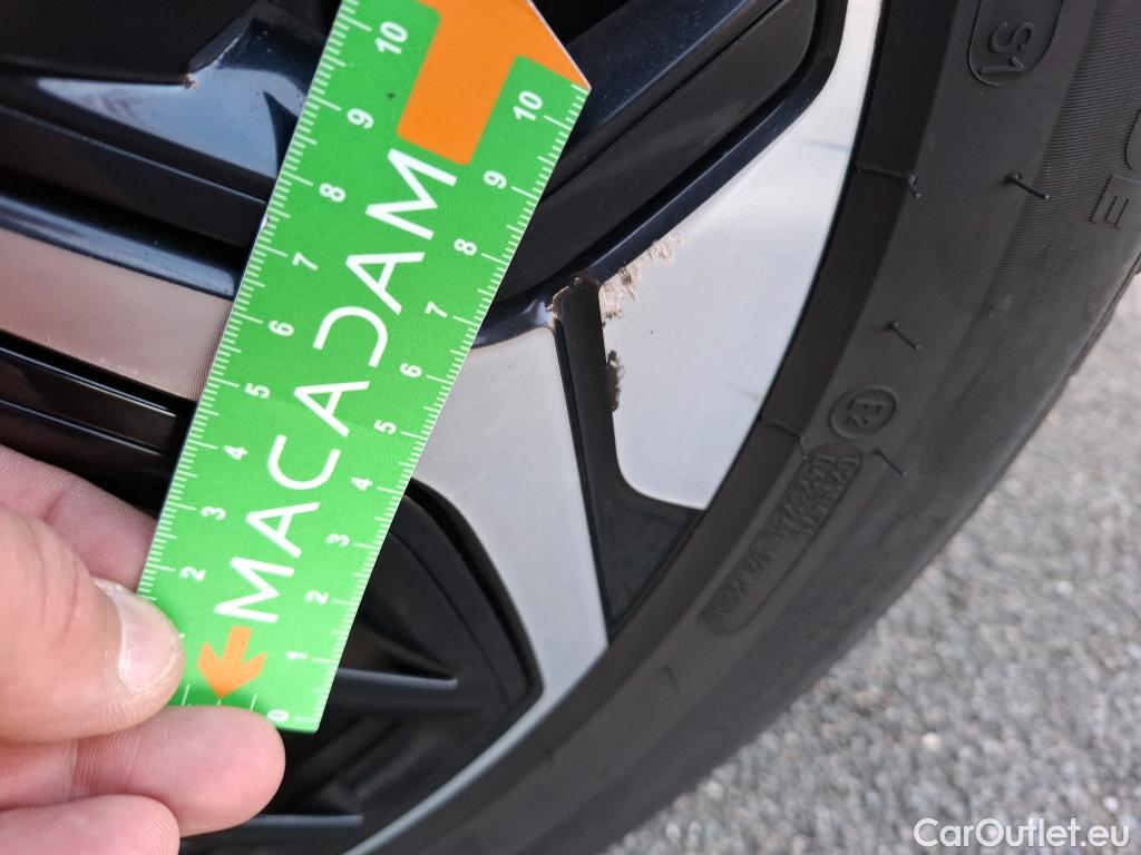  Citroen  C4  Berline Feel Pack 1.2 PureTech 130CV BVM6 E6d #20