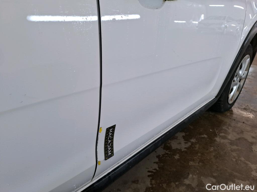  Citroen  C3  Société Feel Nav 1.5 BlueHDI 100CV BVM5 E6dT #36