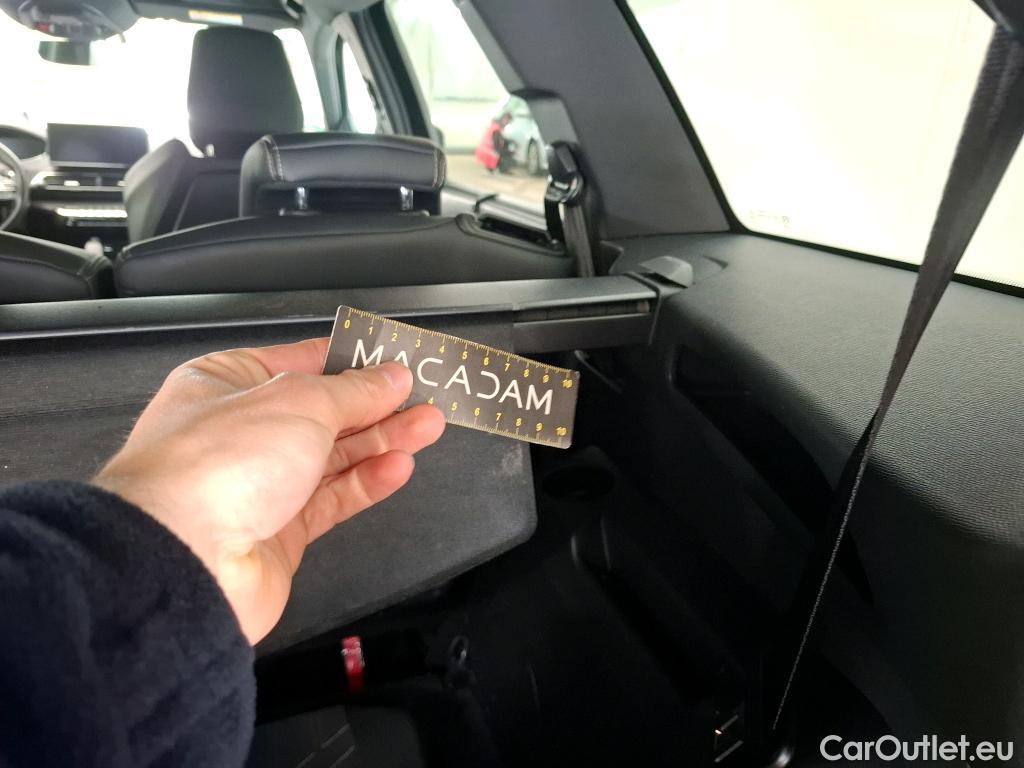  Peugeot  5008  GT 2.0 HDi 175CV BVA8 7 Sieges E6d #46