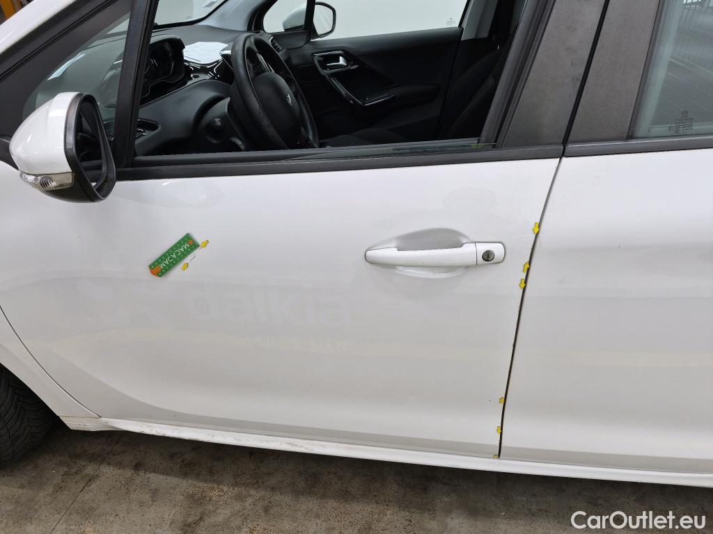  Peugeot  208  Affaire Premium Pack 1.6 HDi 100CV BVM5 E6 #27