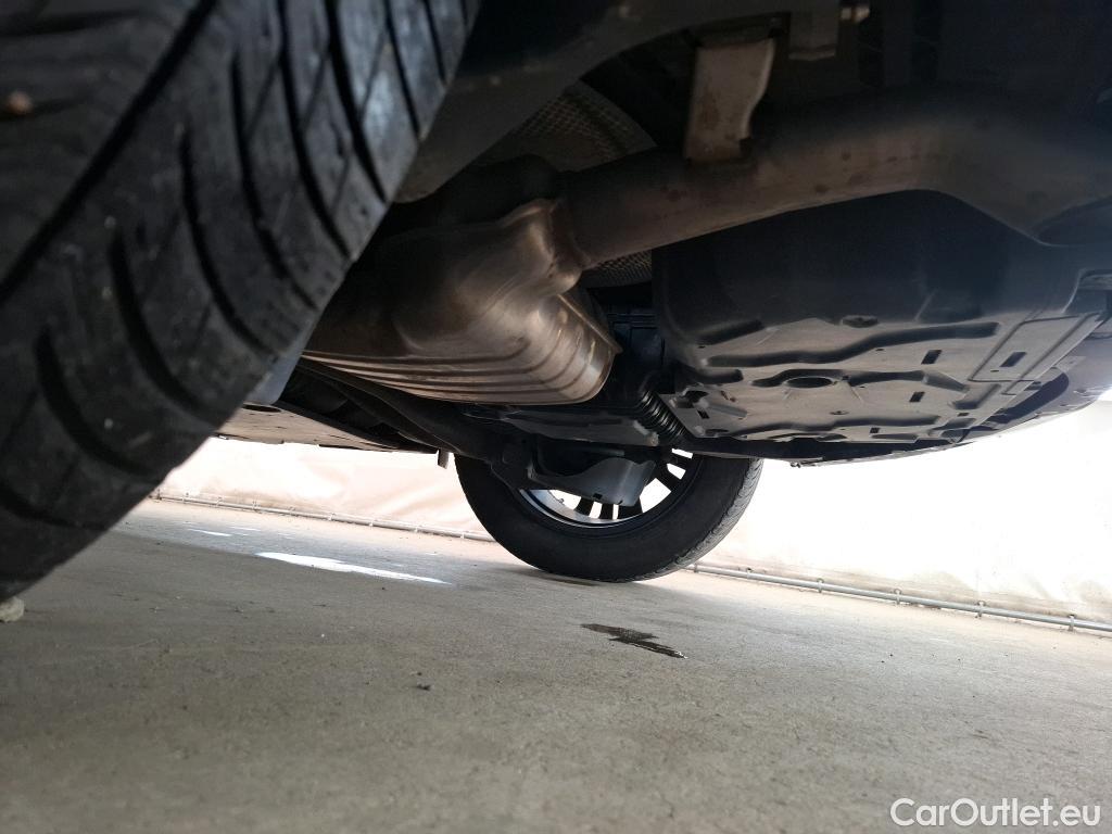  Peugeot  5008  GT 2.0 HDi 175CV BVA8 7 Sieges E6d #23