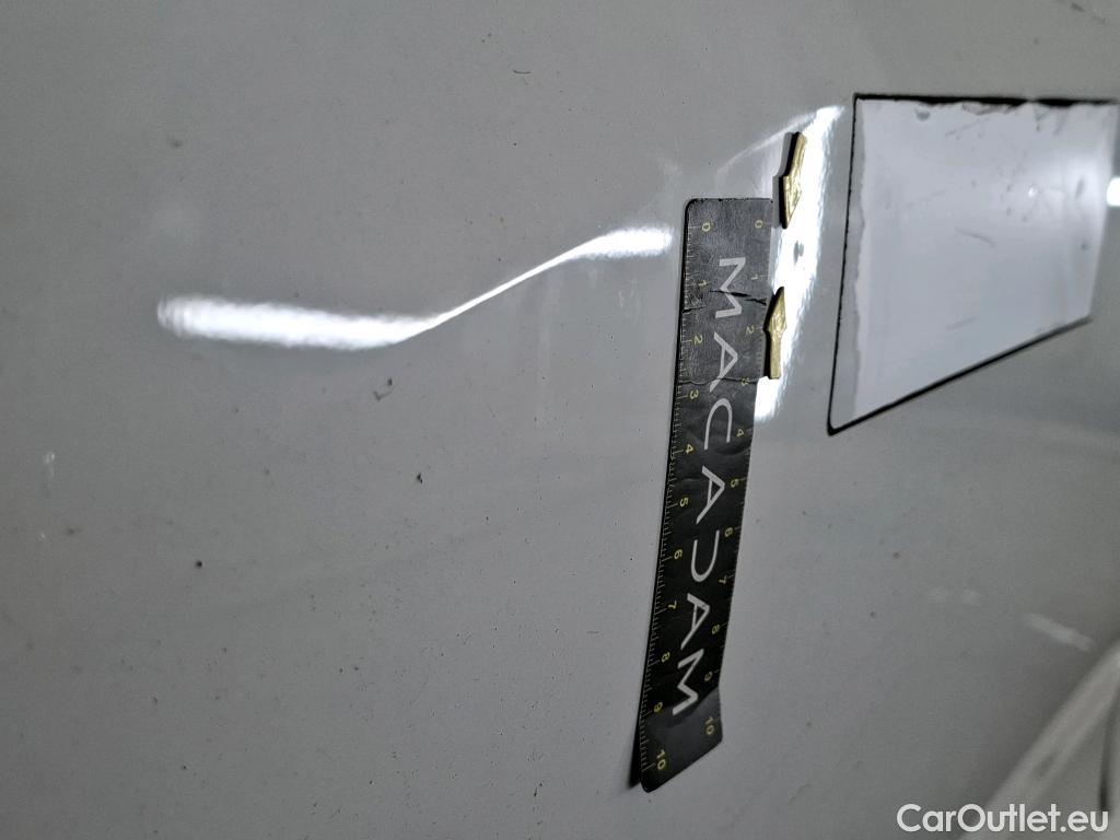  Peugeot  208  Active Pack 1.5 HDi 100CV BVM6 E6d #35