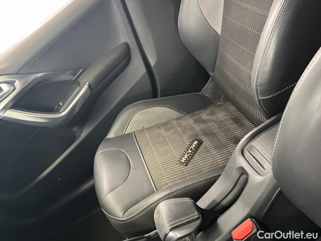  Peugeot  2008  Allure Business 1.5 HDi 100CV BVM5 E6dT #40