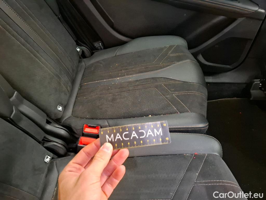  Peugeot  5008  GT 2.0 HDi 175CV BVA8 7 Sieges E6d #36