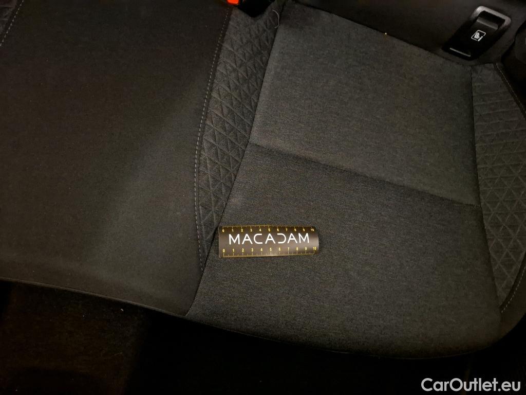  Renault  Clio RENAULT  / 2019 / 5P / Berline Business E-TECH 140 #15