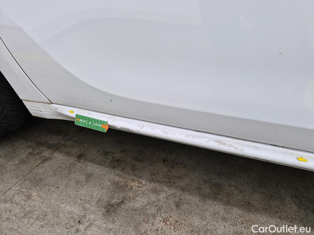  Peugeot  208  Affaire Premium Pack 1.6 HDi 100CV BVM5 E6 #60