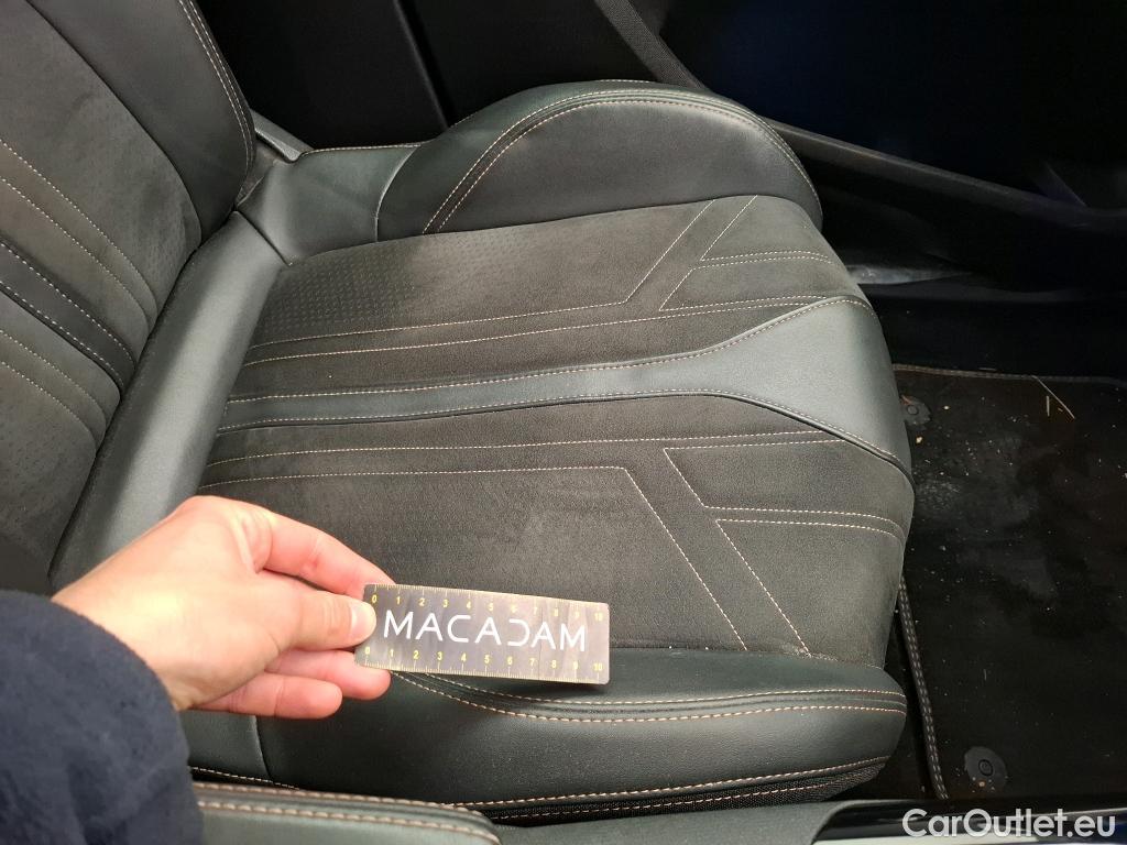  Peugeot  5008  GT 2.0 HDi 175CV BVA8 7 Sieges E6d #33