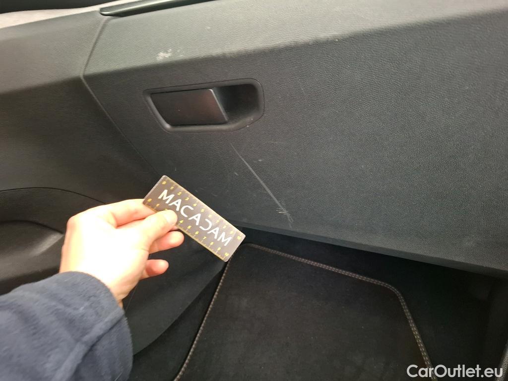  Peugeot  5008  GT 2.0 HDi 175CV BVA8 7 Sieges E6d #38