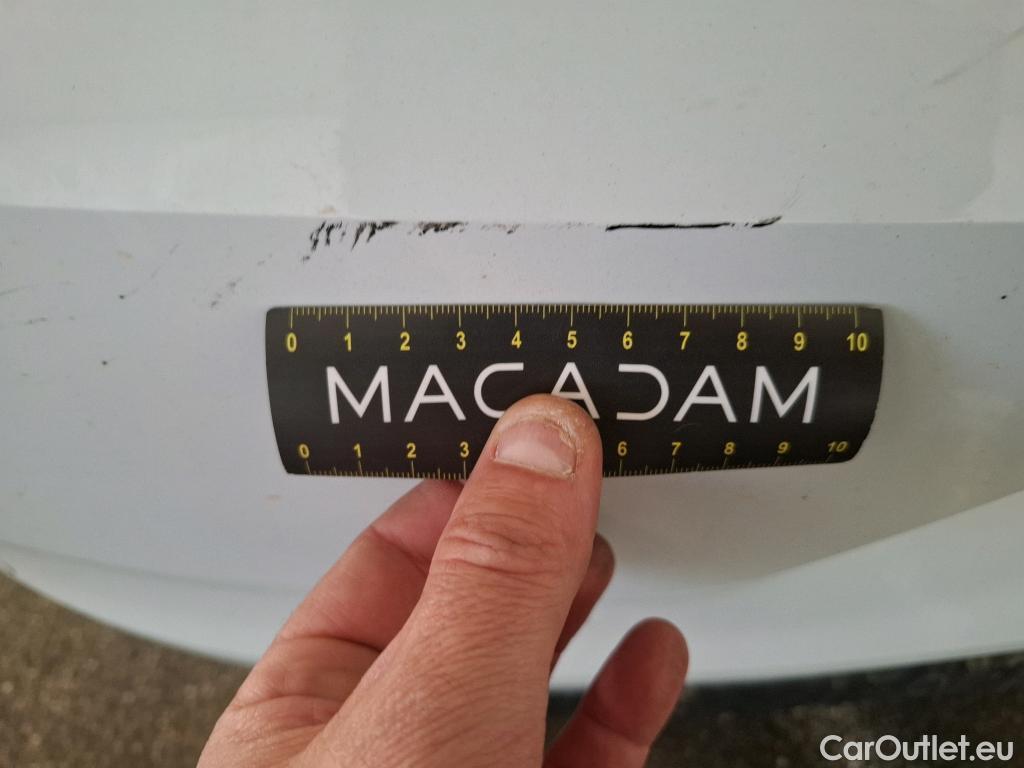  Renault  Clio RENAULT  / 2019 / 5P / Berline Business E-TECH 140 #8