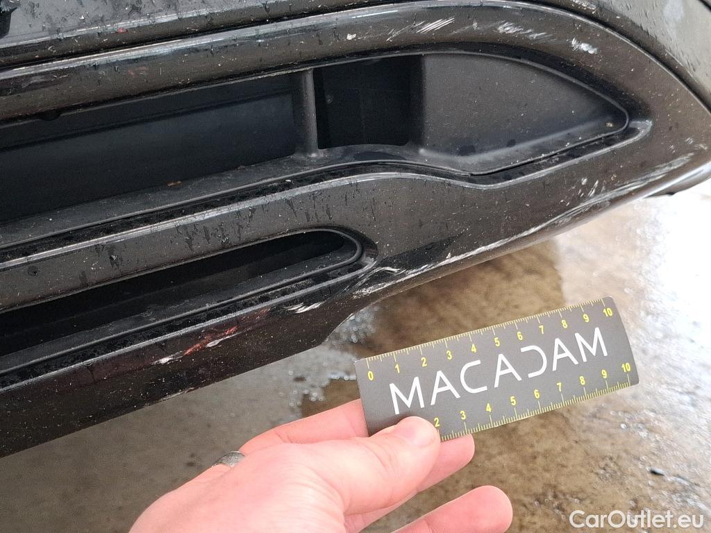  Mercedes  GLA MERCEDES-BENZ  / 2020 / 5P / SUV  200 D BUSINESS LINE DCT #7