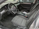  Volkswagen  Passat VARIANT 2.0 TDI SCR  12 #9