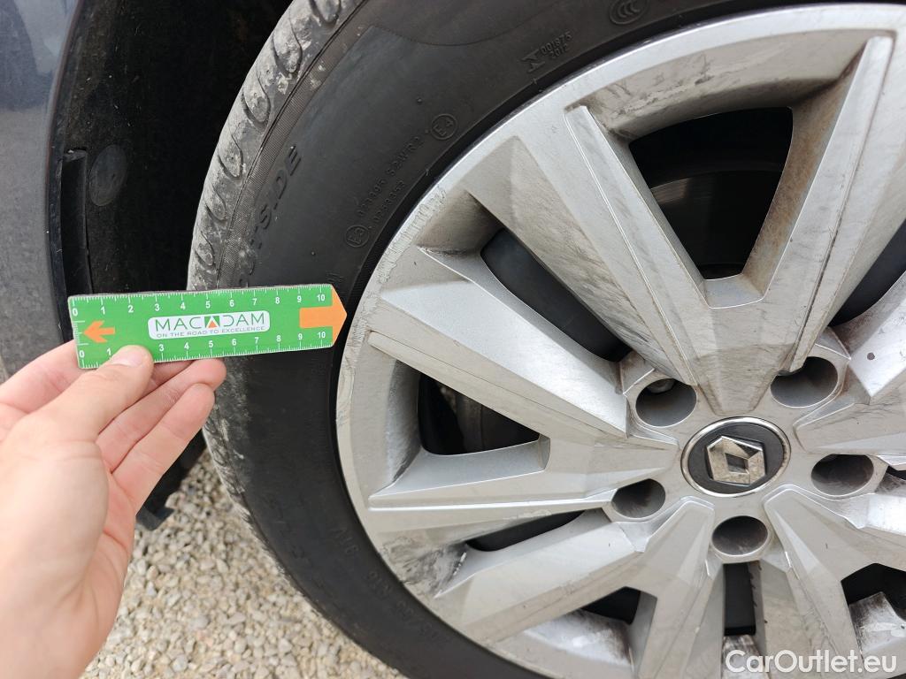  Renault  Megane RENAULT Mégane / 2020 / 5P / familiar S.T. Business Blue dCi 85 kW (115CV) -SS #40