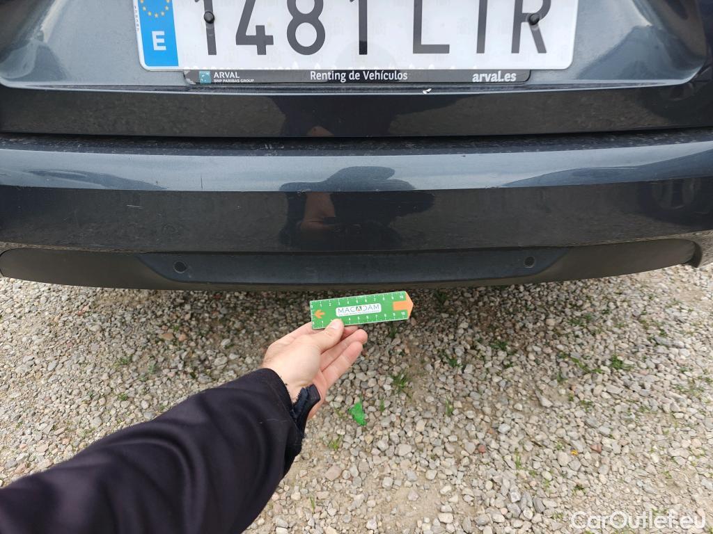  Renault  Megane RENAULT Mégane / 2020 / 5P / familiar S.T. Business Blue dCi 85 kW (115CV) -SS #54