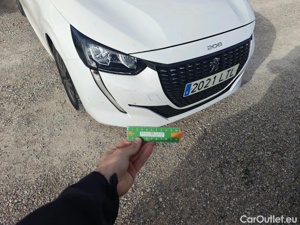  Peugeot  208 PEUGEOT  / 2019 / 5P / berlina con portón BlueHDi 73kW (100CV) Active Pack (AC) #32