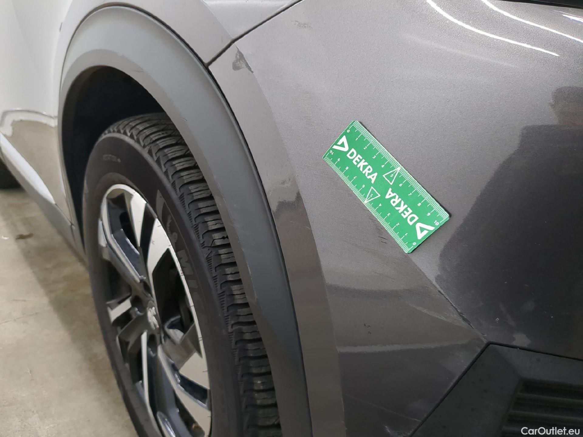  Peugeot  2008  Allure 1.2 PureTech 130CV BVA8 E6d #23