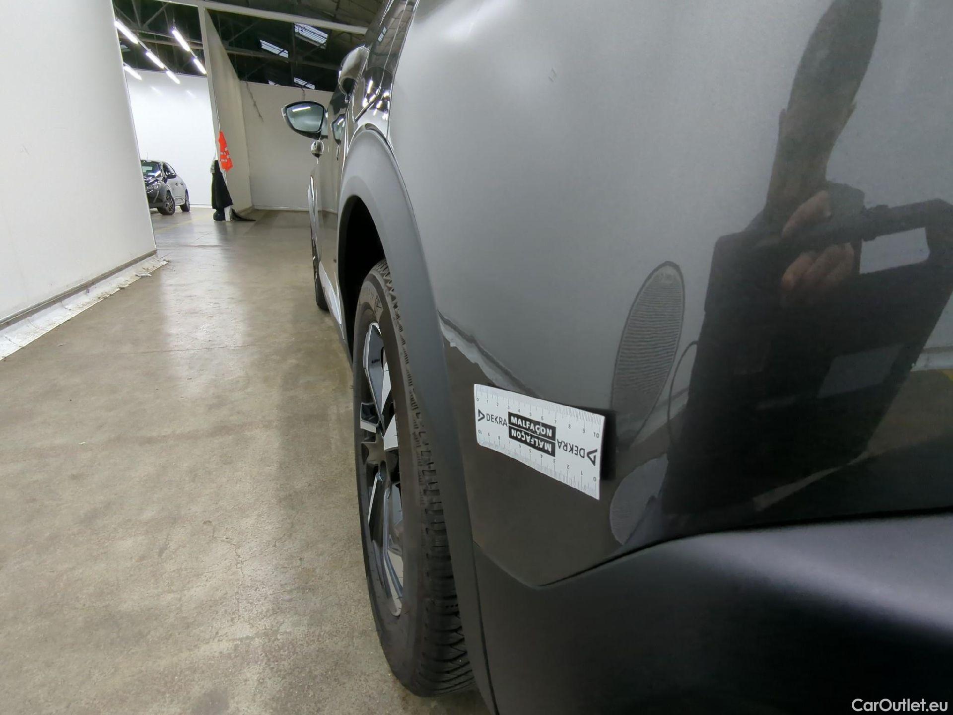  Peugeot  2008  Allure 1.2 PureTech 130CV BVA8 E6d #32